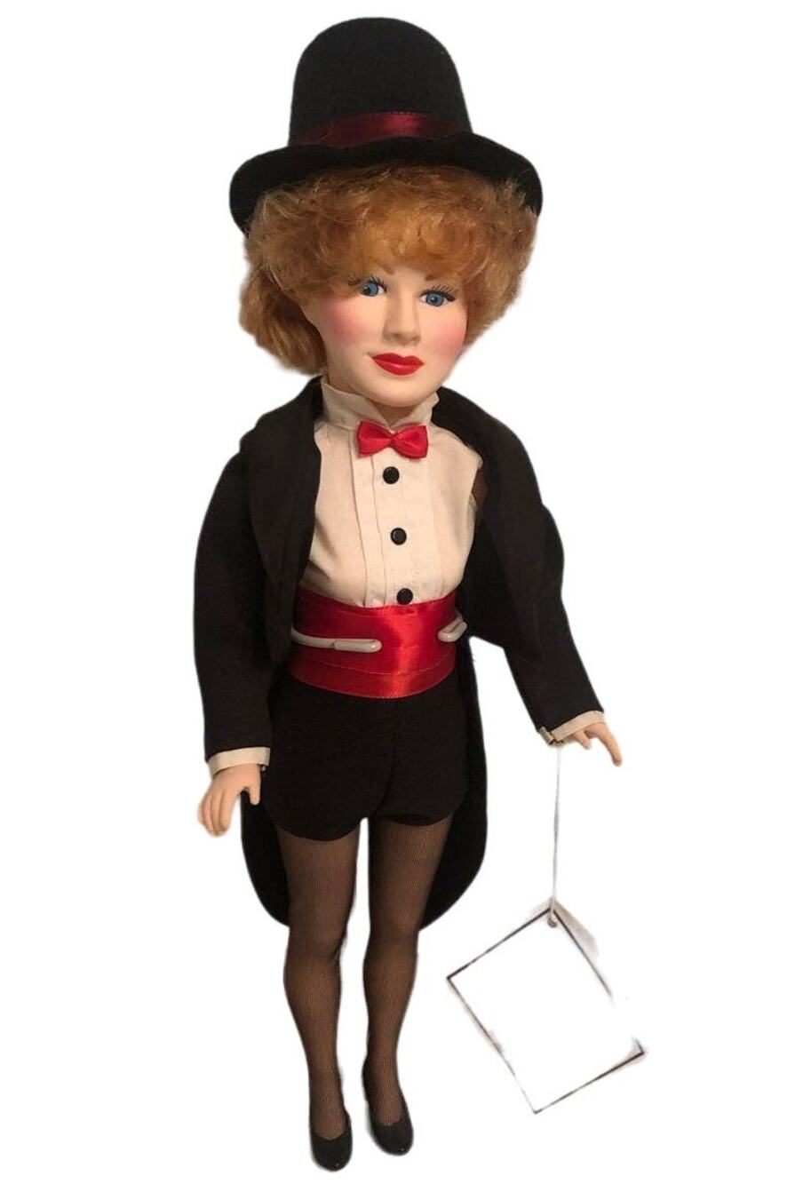 Vintage 1985 Effanbee Lucille Ball “Here’s Lucy” Legend Series Doll 16” w/ Stand